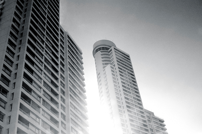Edificio Dolfinas. Rosario. Fotografia blanco y negro